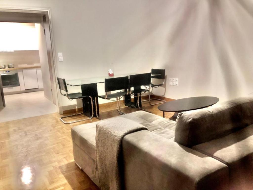 Economy Shared Apartment C In Central Atenas Exterior foto